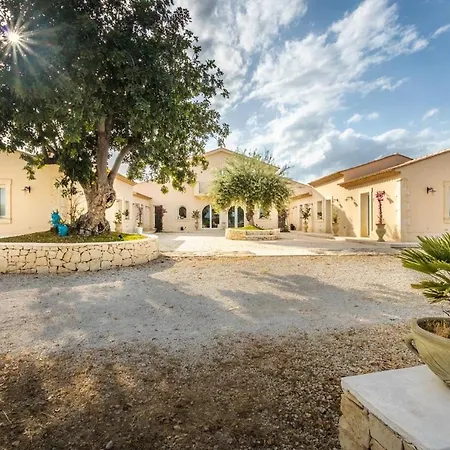 Bed and breakfast Baglio Genovesi Noto