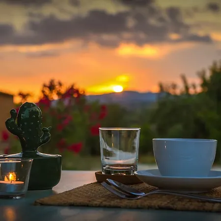 Bed & Breakfast Baglio Genovesi 3*